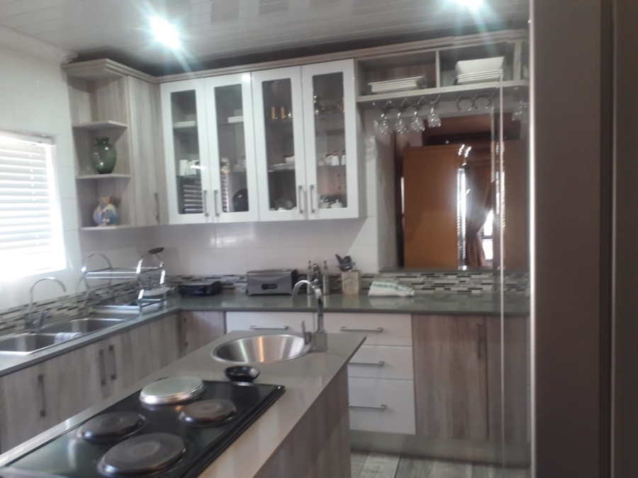 4 Bedroom Property for Sale in Kwadwesi Eastern Cape